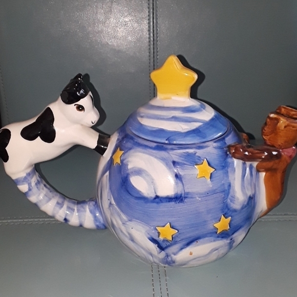 Designpac Vintage Teapot Nursery Rhyme The Cow Jump Over The  Cow Jumped Over The Moon Tea Pot